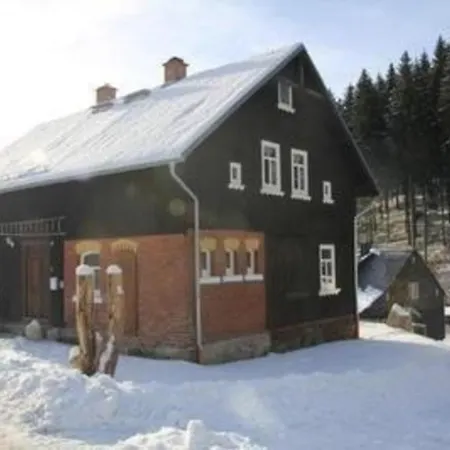 Schoene In Mit Garten, Grill Und Terrasse Apartment Klingenthal