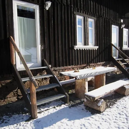 Schoene In Mit Garten, Grill Und Terrasse * Klingenthal